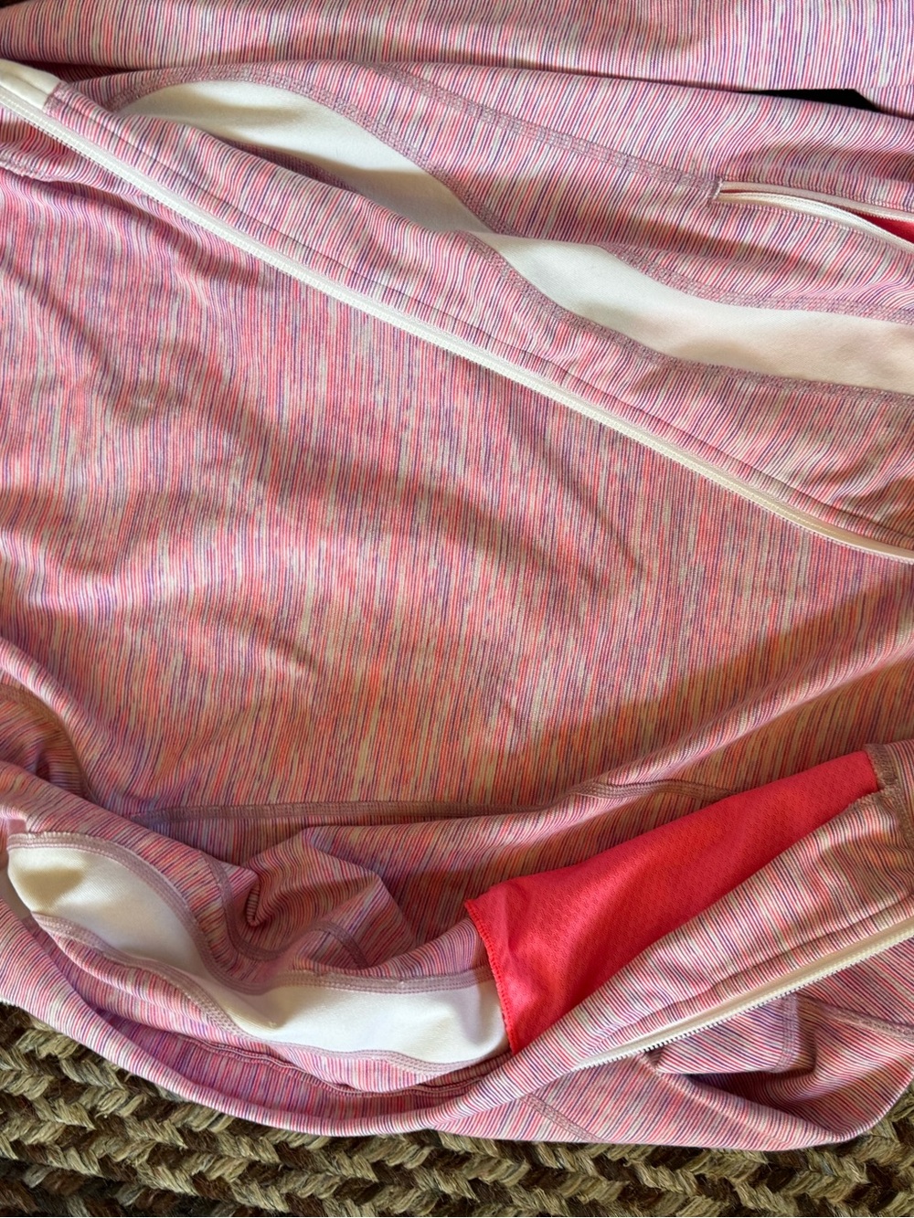 lululemon Scuba Full-Zip Hoodie Striped Pink Purple Size 2 Thumbholes - Picture 9 of 12